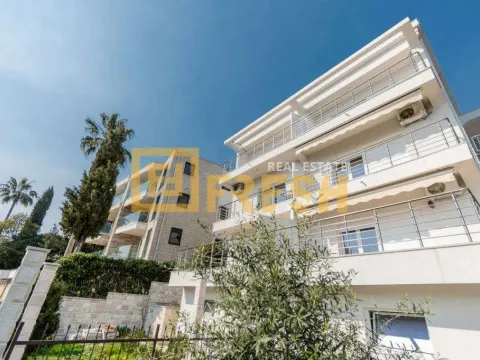 Prodaja, kuća, 200m², Herceg Novi, Crna Gora - image 11