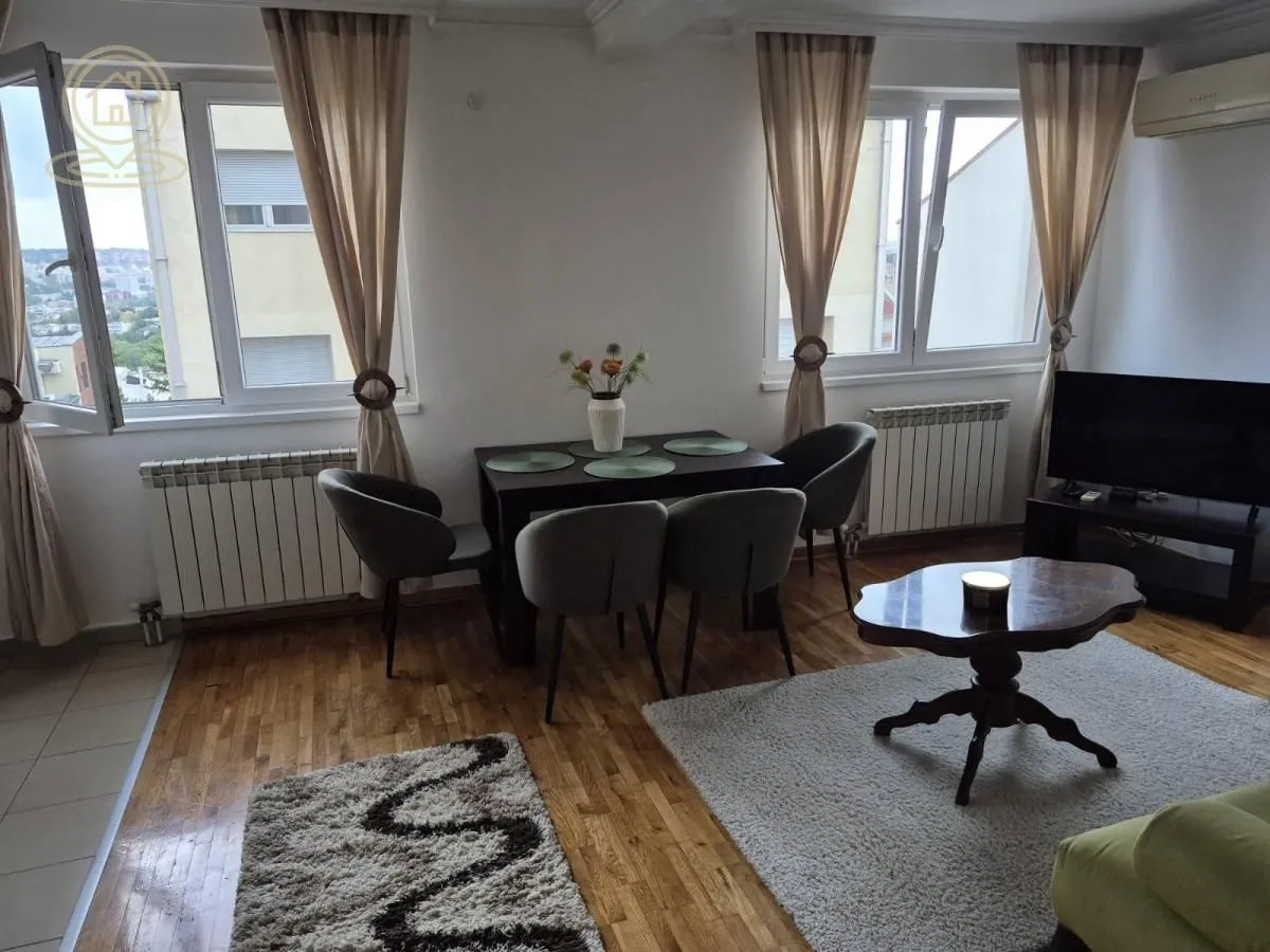 Izdavanje, trosoban stan, 75m², Voždovac Sve Podlokacije, Beograd