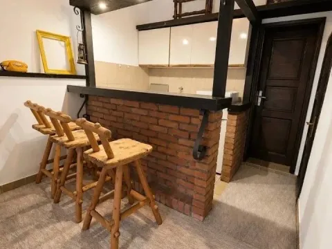 Izdavanje, jednosoban stan, 40m², Dalmatinska ulica, Podgorica - image 3