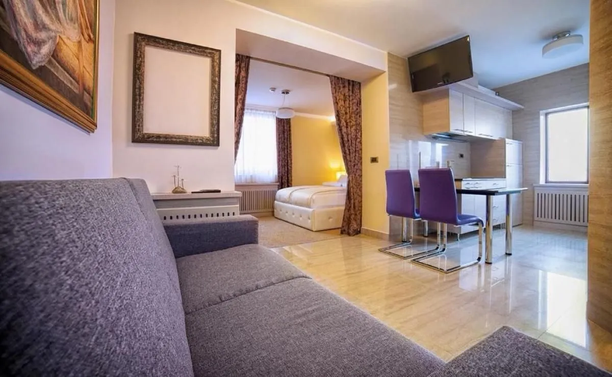 Rent, office space, 250m², Sajmište, Novi Sad