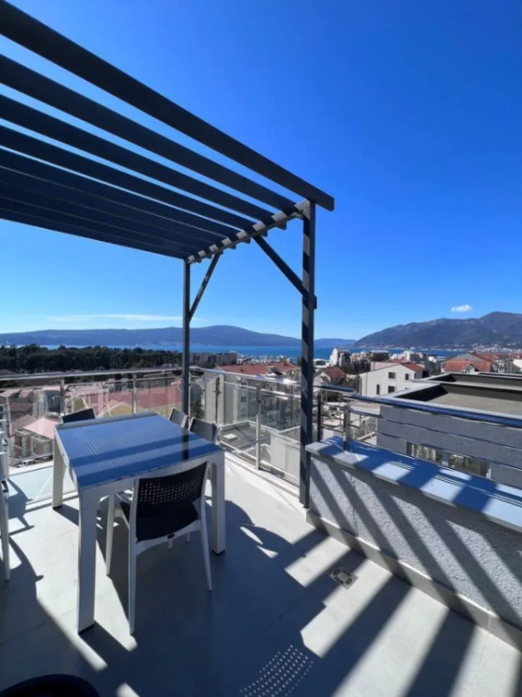 Rent, one bedroom apartment, 85m², Pod Kuk, Tivat