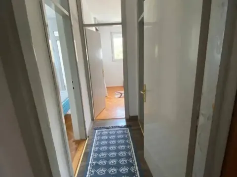 Izdavanje, dvosoban stan, 65m², Preko Morače, Podgorica - image 4