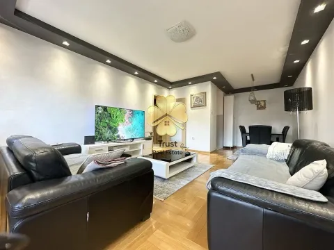 Izdavanje, dvosoban stan, 80m², Preko Morače, Podgorica