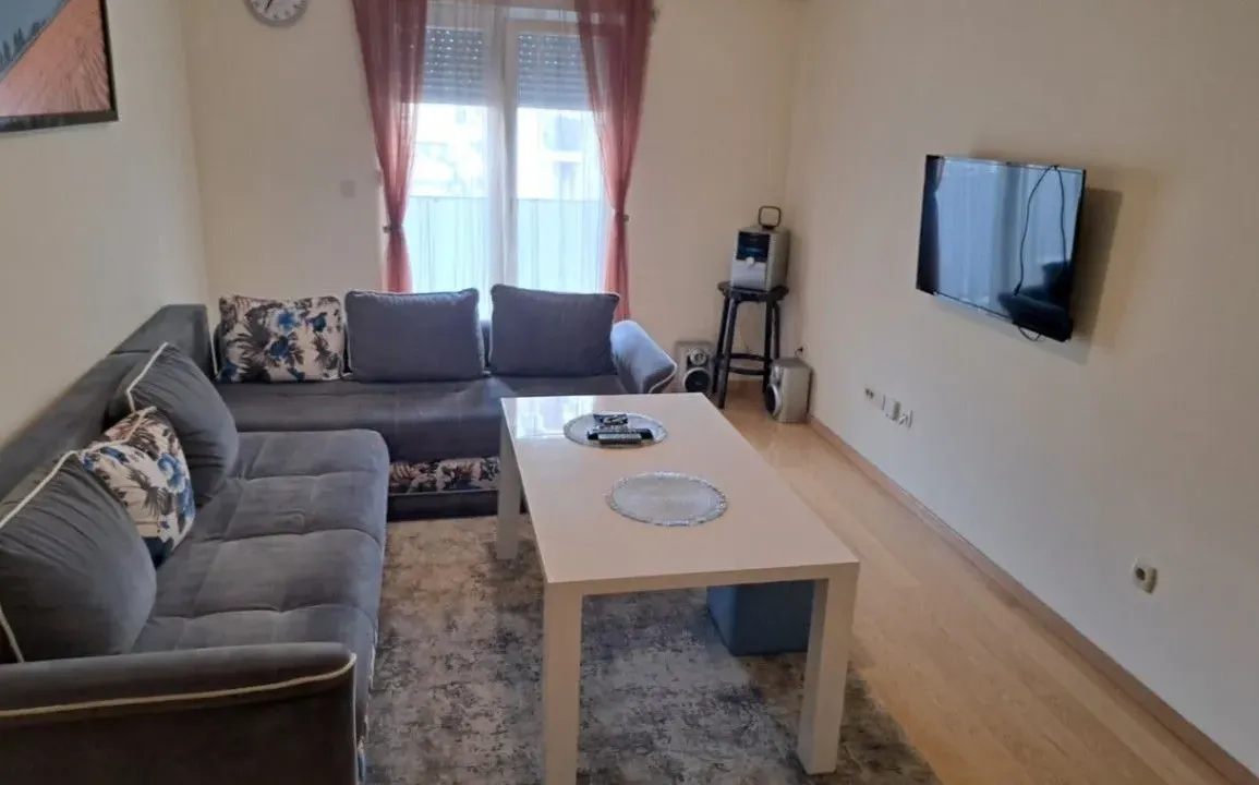 Izdavanje, garsonjera, 34m², City Kvart, Podgorica