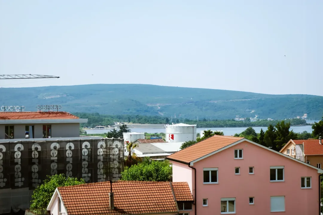 Sale, three bedroom apartment, 70m², Dumidran, Tivat