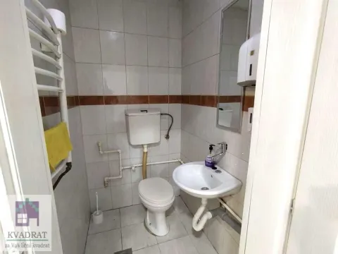Izdavanje, poslovni prostor, 87m², Obrenovac, Beograd - image 5