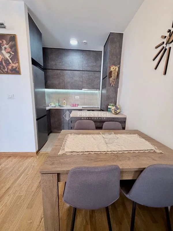 Rent, one bedroom apartment, 44m², City Kej, Podgorica