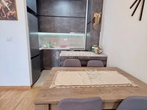 Rent, one bedroom apartment, 44m², City Kej, Podgorica - image 6