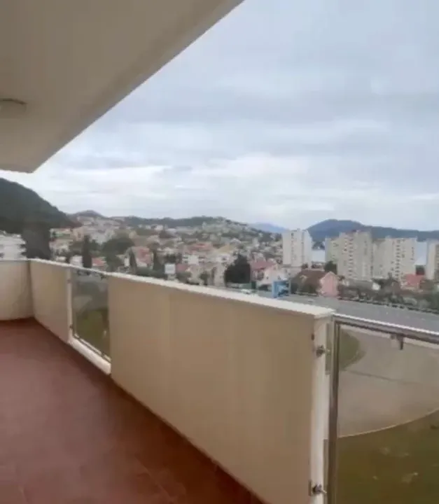 Sale, one bedroom apartment, 72m², Igalo, Herceg Novi