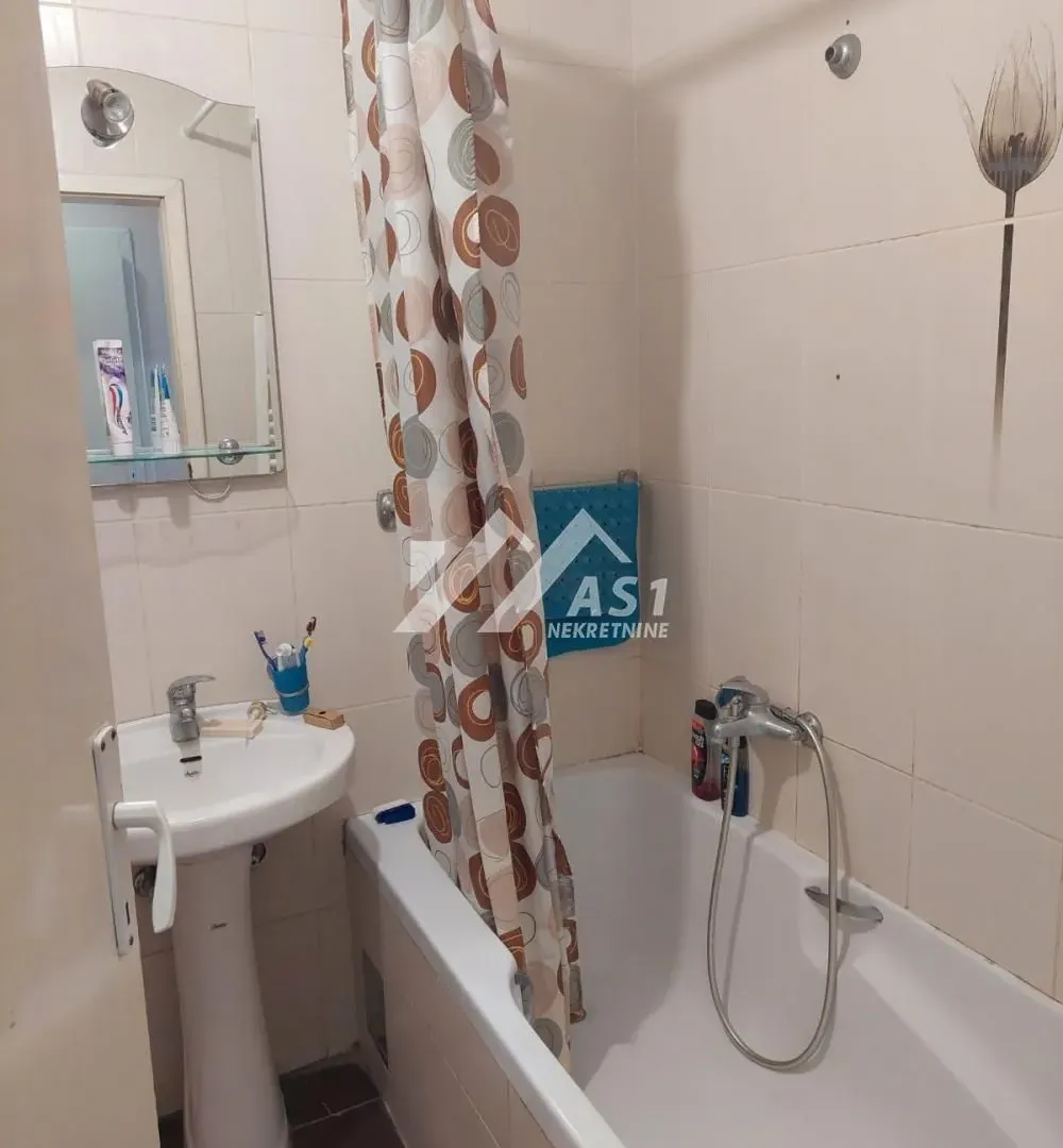 Rent, two bedroom apartment, 57m², Rotkvarija, Novi Sad Sve Podlokacije