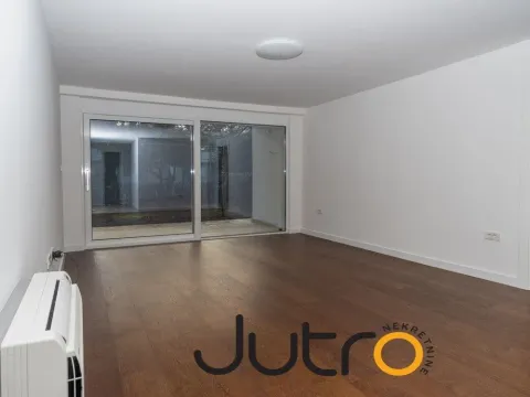 Rent, three bedroom apartment, 100m², Gorica C, Podgorica - image 1