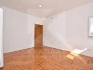 Rent, house, 200m², Botun, Podgorica - image 11