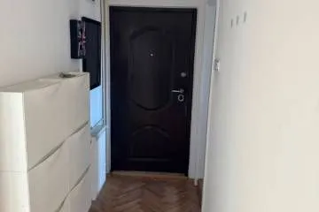 Izdavanje, trosoban stan, 68m², Savski Venac, Beograd - image 6