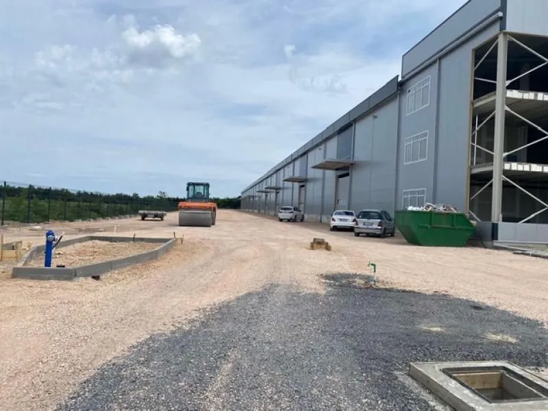 Izdavanje, poslovni prostor, 12000m², Dobanovci, Surčin