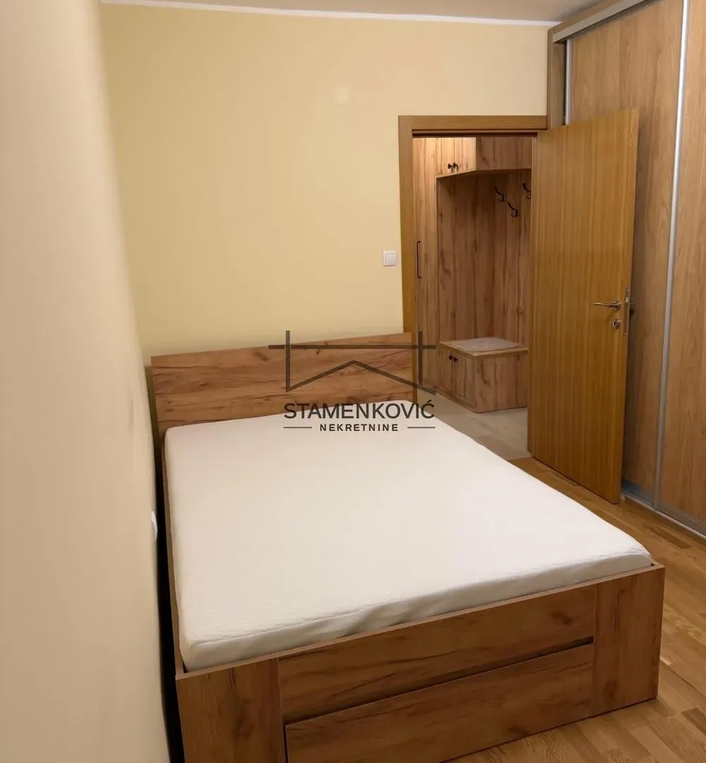 Izdavanje, dvosoban stan, 57m², Sajam, Novi Sad Sve Podlokacije
