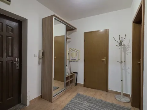 Izdavanje, dvosoban stan, 71m², Zagorič, Podgorica - image 12