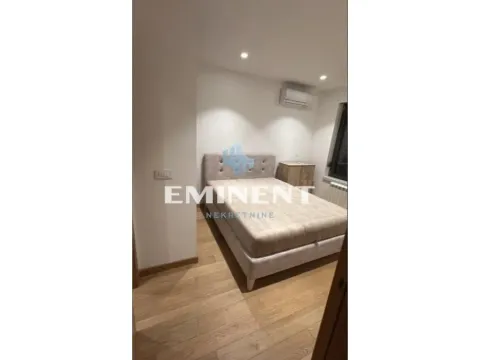 Rent, three bedroom apartment, 65m², Stari Grad, Beograd - image 9