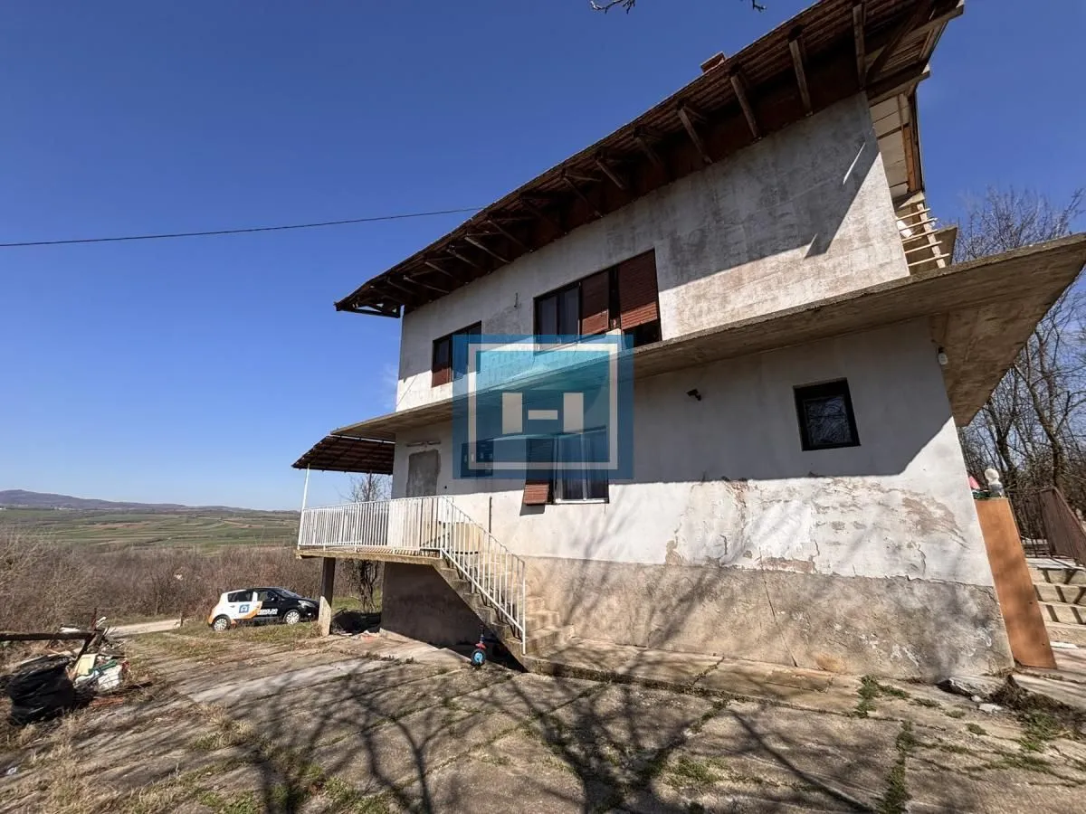 Prodaja, kuća, 360m², Šantarovac, Jagodina