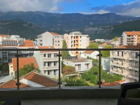 Izdavanje, jednosoban stan, 52m², Centar, Budva - image 7
