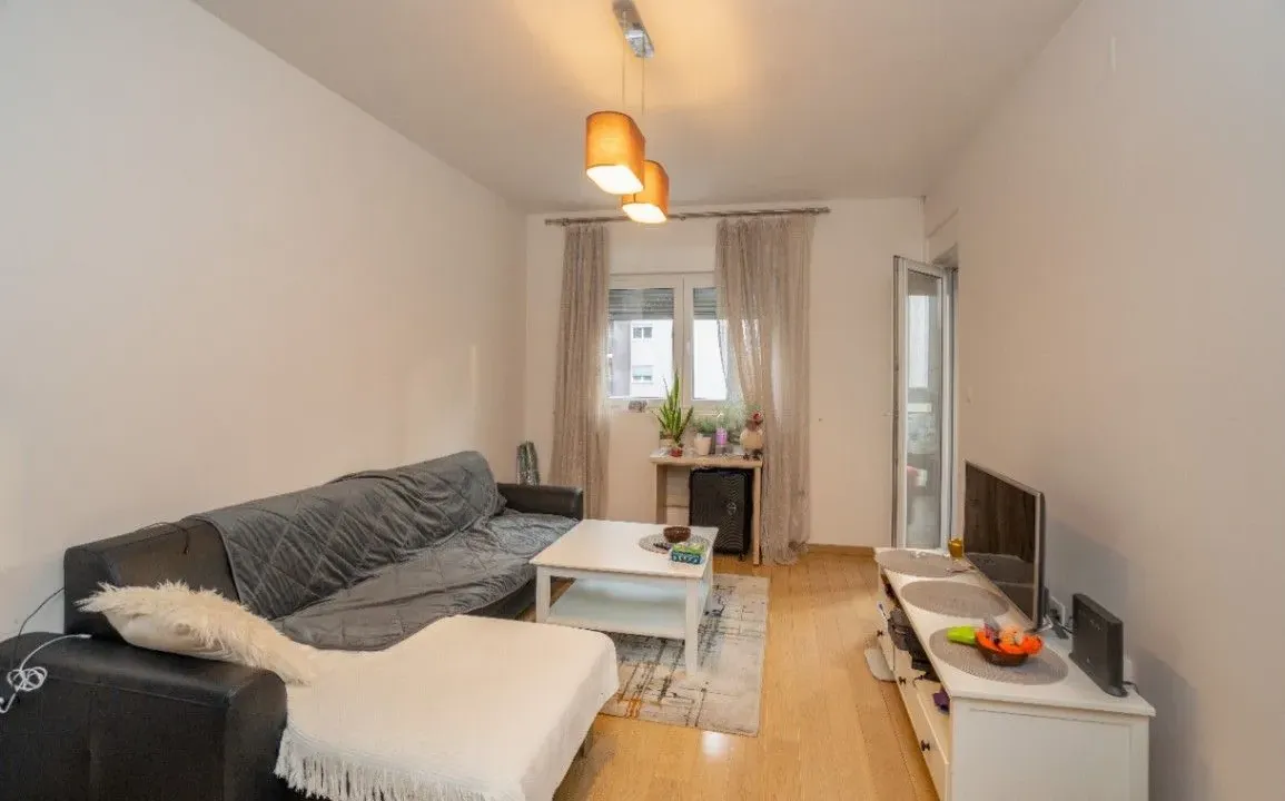 Izdavanje, dvosoban stan, 71m², City Kvart, Podgorica