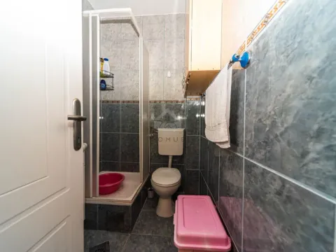 Rent, one bedroom apartment, 47m², Budva, Crna Gora - image 7