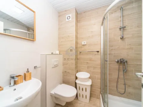 Izdavanje, jednosoban stan, 44m², City Kej, Podgorica - image 9