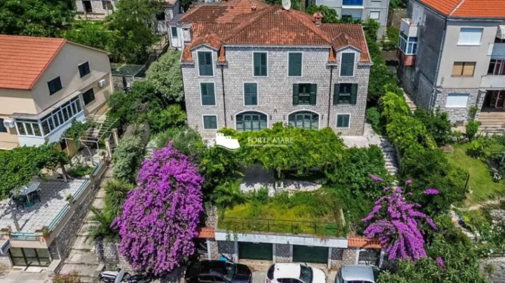 Prodaja, kuća, 590m², Herceg Novi, Crna Gora