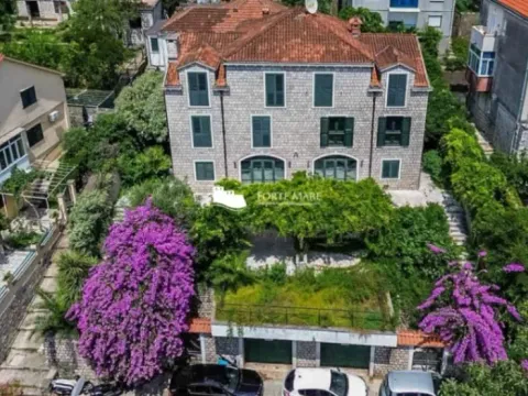 Prodaja, kuća, 590m², Herceg Novi, Crna Gora - image 12