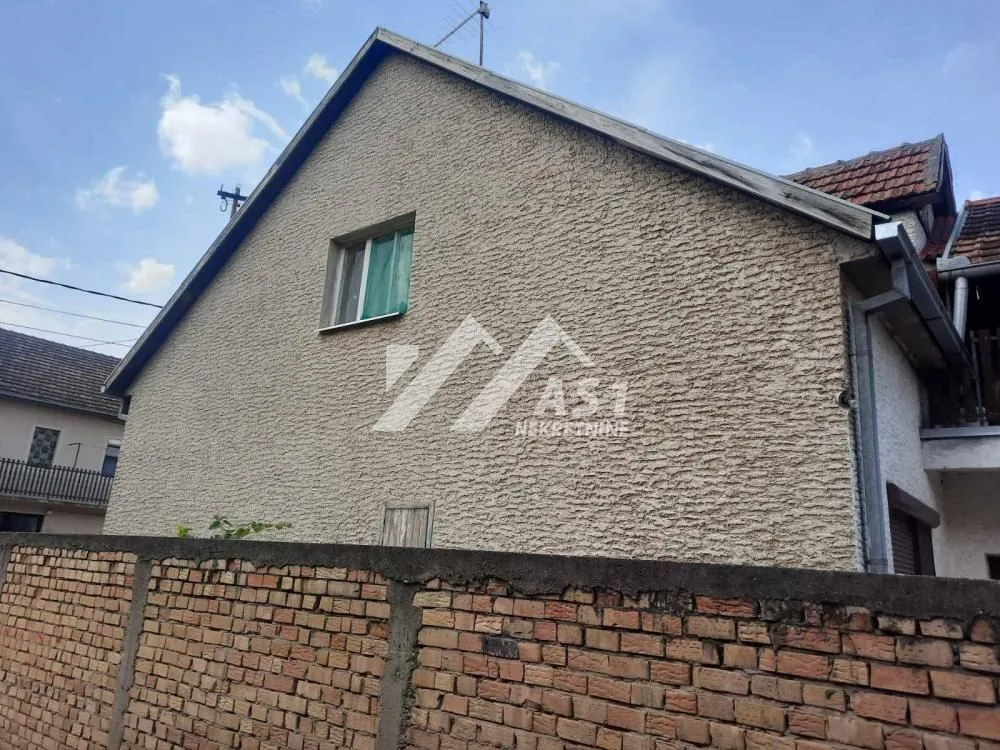 Prodaja, kuća, 220m², Temerin, Novi Sad