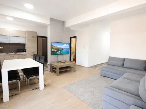 Sale, two bedroom apartment, 67m², Bečići, Budva - image 5