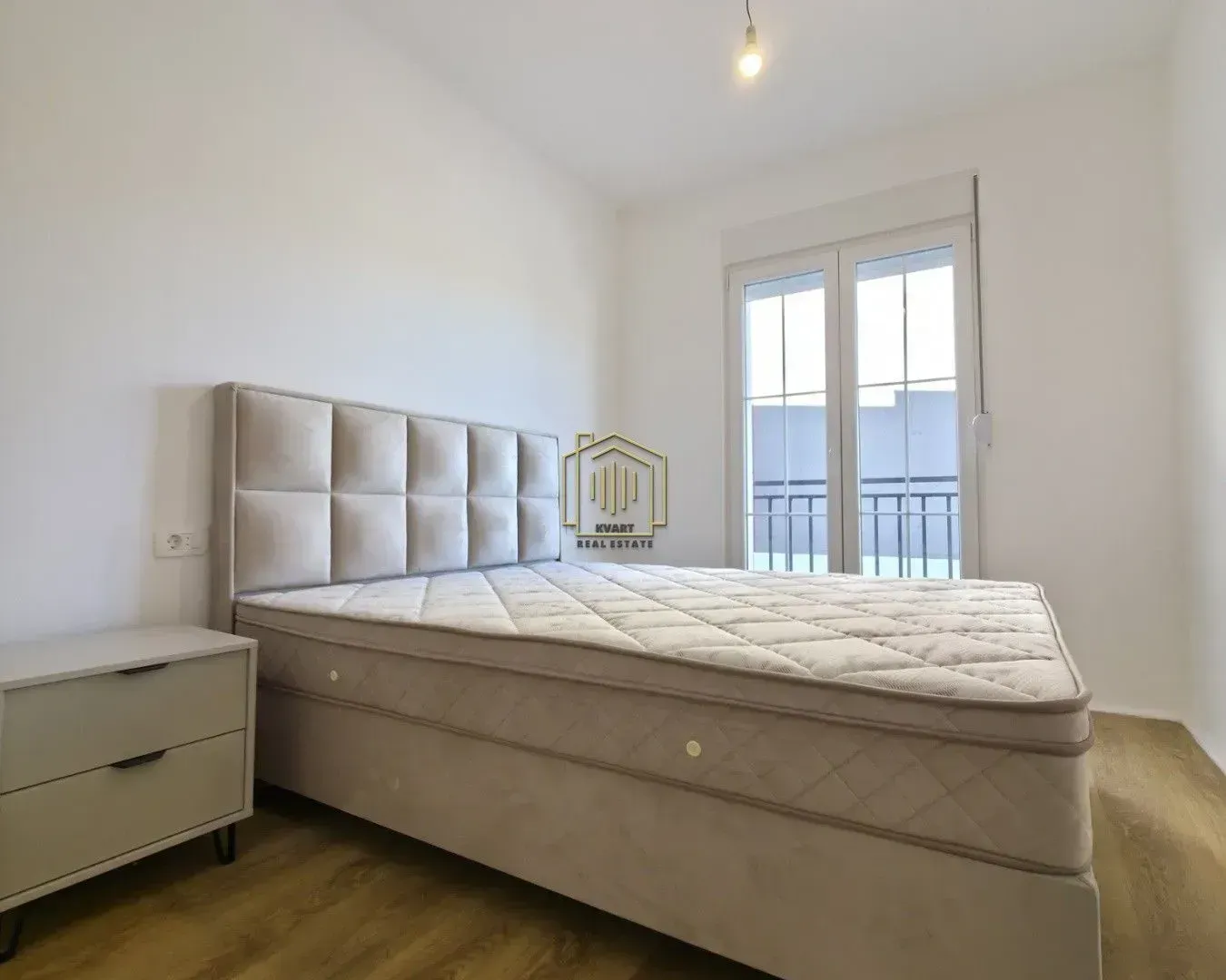 Prodaja, dvosoban stan, 64m², Cetinje, Crna Gora