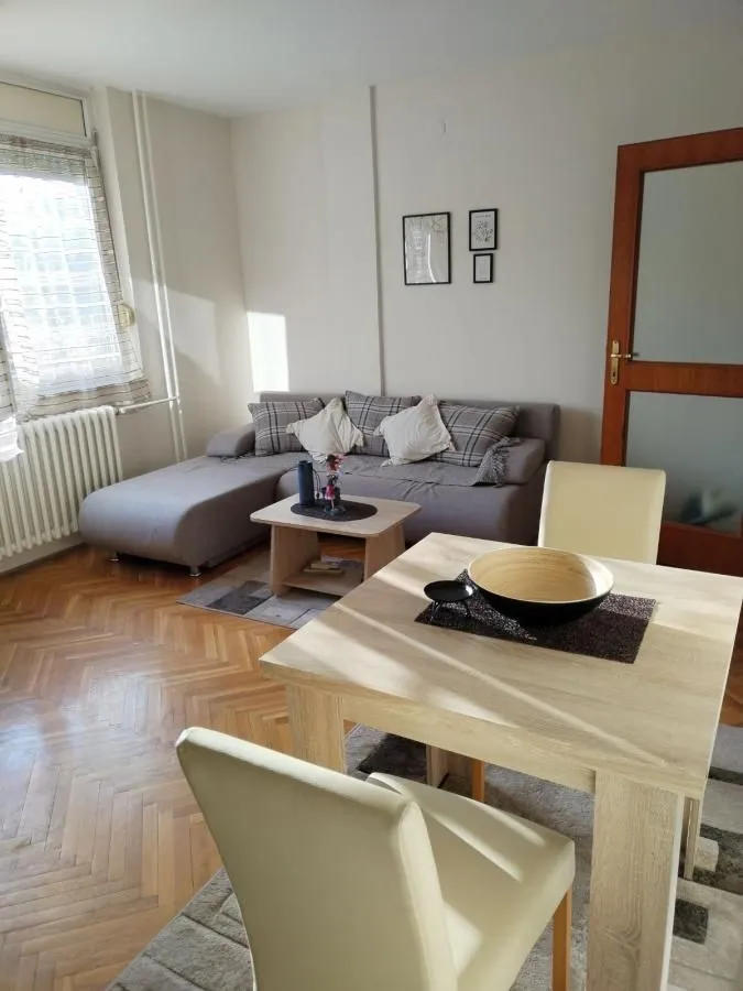 Rent, studio apartment, 23m², Nova Detelinara, Novi Sad Sve Podlokacije