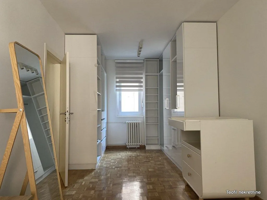 Izdavanje, četvorosoban stan, 87m², Bezanijska Kosa 2, Bežanijska Kosa Sve Podlokacije