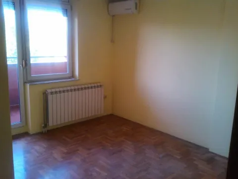 Rent, four bedroom apartment, 103m², Nova Detelinara, Novi Sad Sve Podlokacije - image 4