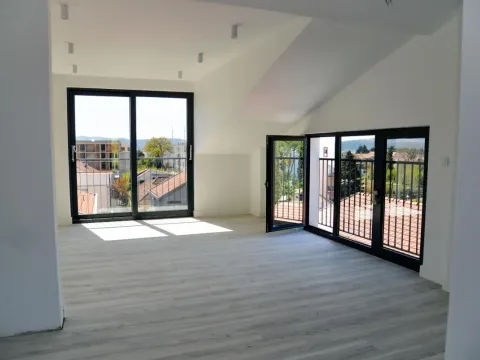 Prodaja, dvosoban stan, 125m², Tivat, Crna Gora - image 3