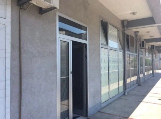 Izdavanje, poslovni prostor, 40m², Centar, Tivat