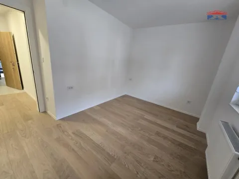 Izdavanje, dvosoban stan, 42m², Podbara, Novi Sad Sve Podlokacije - image 11