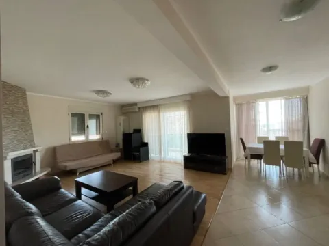 Prodaja, dvosoban stan, 94m², Bečići, Budva