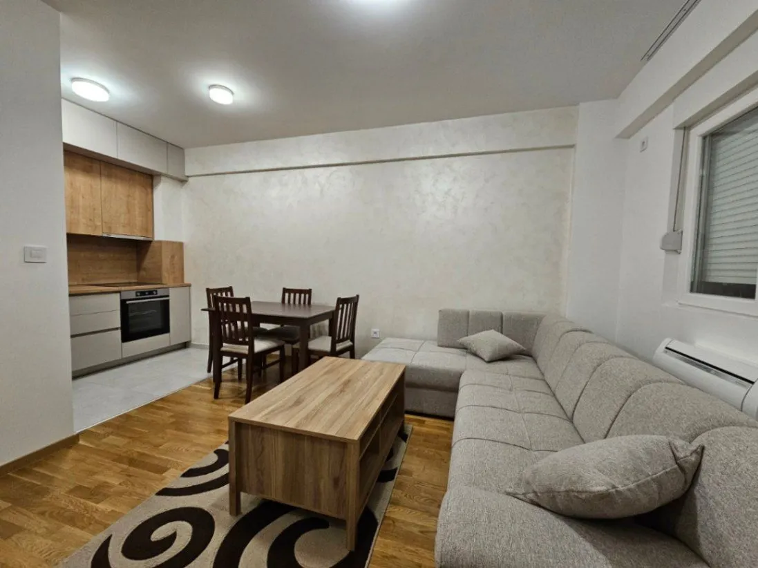 Izdavanje, jednosoban stan, 45m², Zabjelo, Podgorica