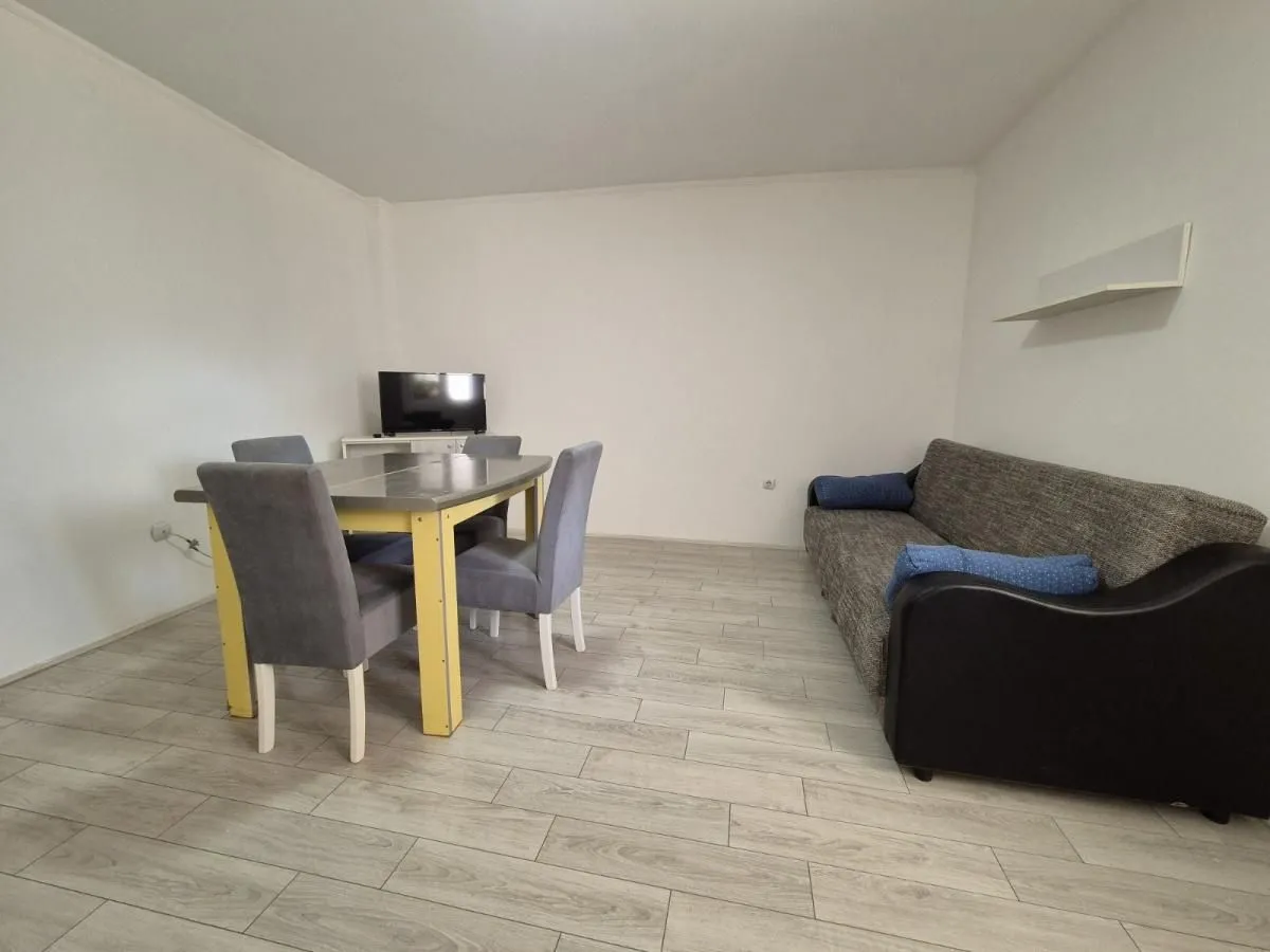 Prodaja, dvosoban stan, 65m², Centar, Jagodina