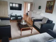 Izdavanje, trosoban stan, 68m², Kalenić Pijaca, Vračar Sve Podlokacije - image 2