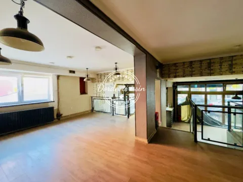 Izdavanje, poslovni prostor, 175m², Centar, Kragujevac - image 7