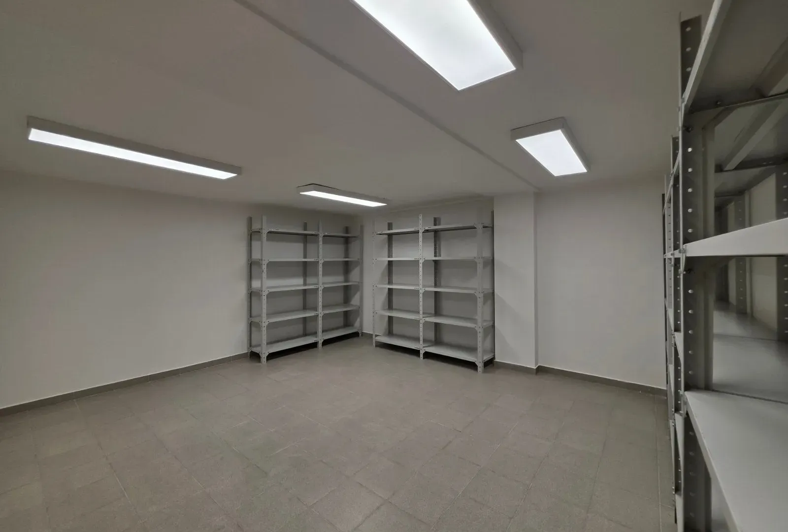 Rent, office space, 200m², Podgorica, Crna Gora