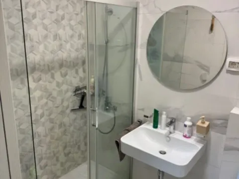 Izdavanje, jednosoban stan, 50m², Central Point, Podgorica - image 4