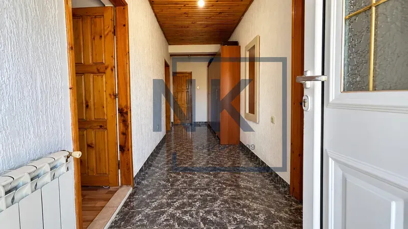 Izdavanje, dvosoban stan, 72m², Kruševac, Podgorica