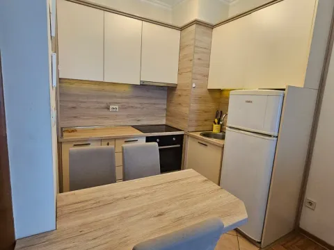 Sale, one bedroom apartment, 37m², Stari Aerodrom, Podgorica - image 4