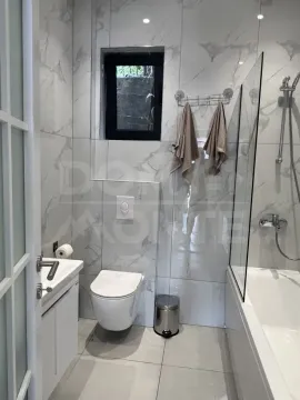 Izdavanje, dvosoban stan, 70m², Tivat, Crna Gora - image 7