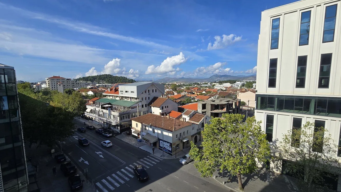 Rent, apartment, 100m², Centar, Podgorica