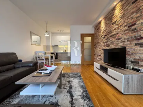 Izdavanje, jednosoban stan, 45m², City Kvart, Podgorica - image 4