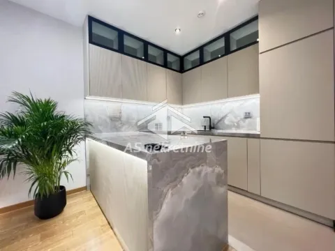 Prodaja, četvorosoban stan, 88m², Neimar, Vračar Sve Podlokacije - image 8